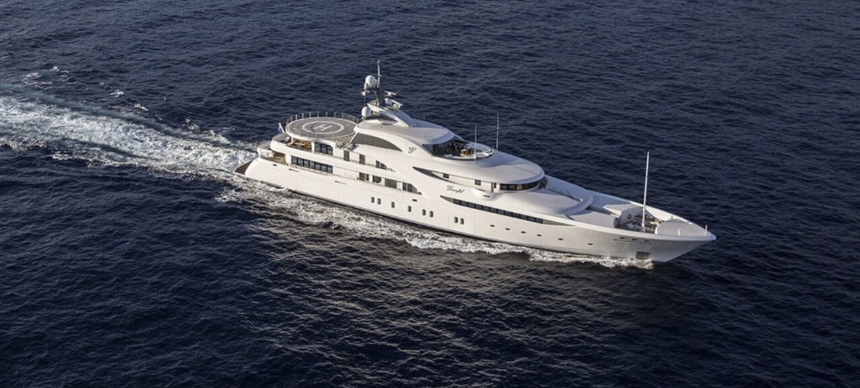 Putin's yacht headed north to the Kola Peninsula under warship escort
